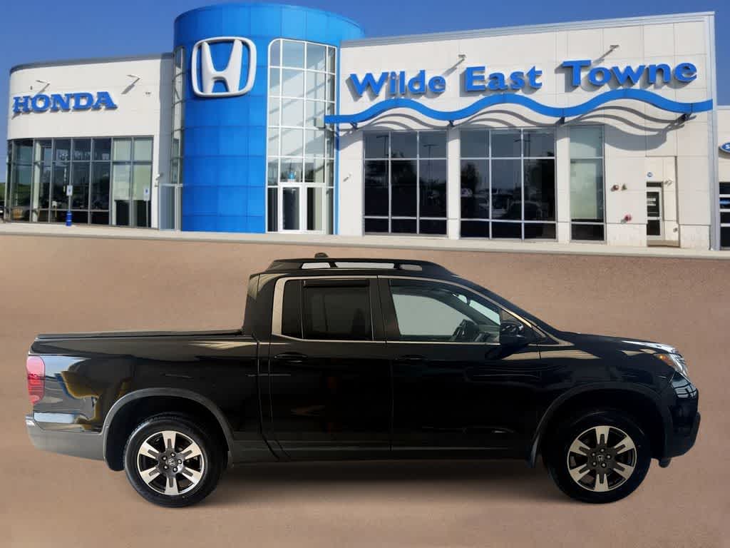 Thumbnail: 2019 Honda Ridgeline - 9