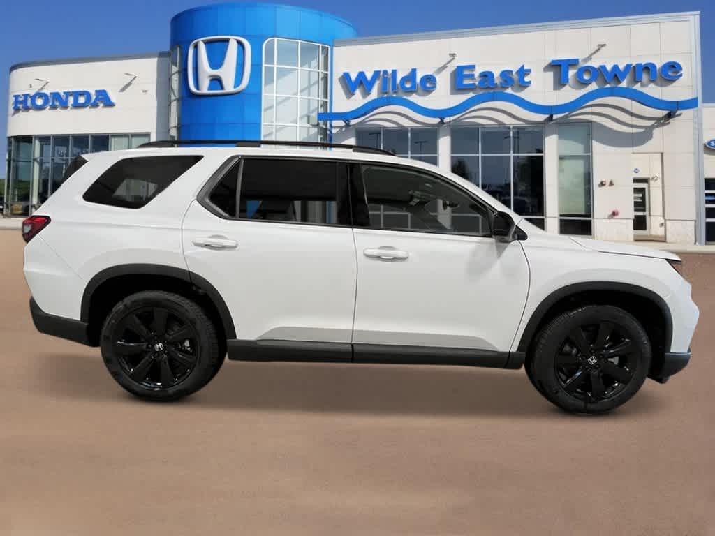 Thumbnail: 2025 Honda Pilot - 8