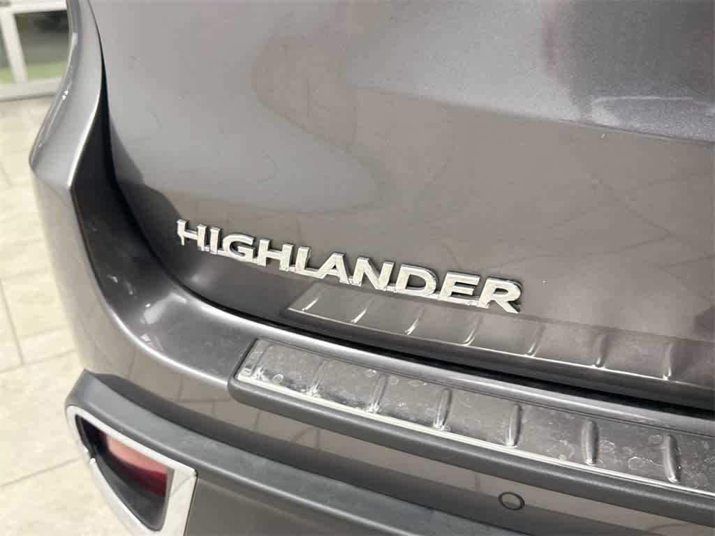 Thumbnail: 2018 Toyota Highlander - 13