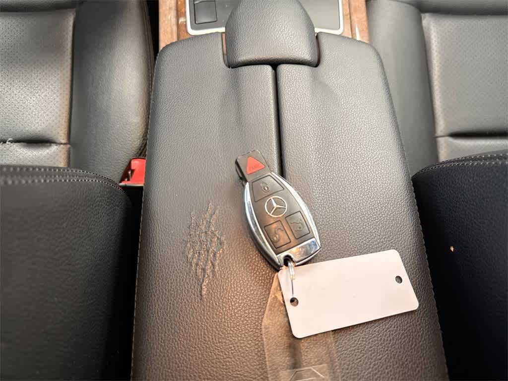 Thumbnail: 2012 Mercedes-Benz E-Class - 35