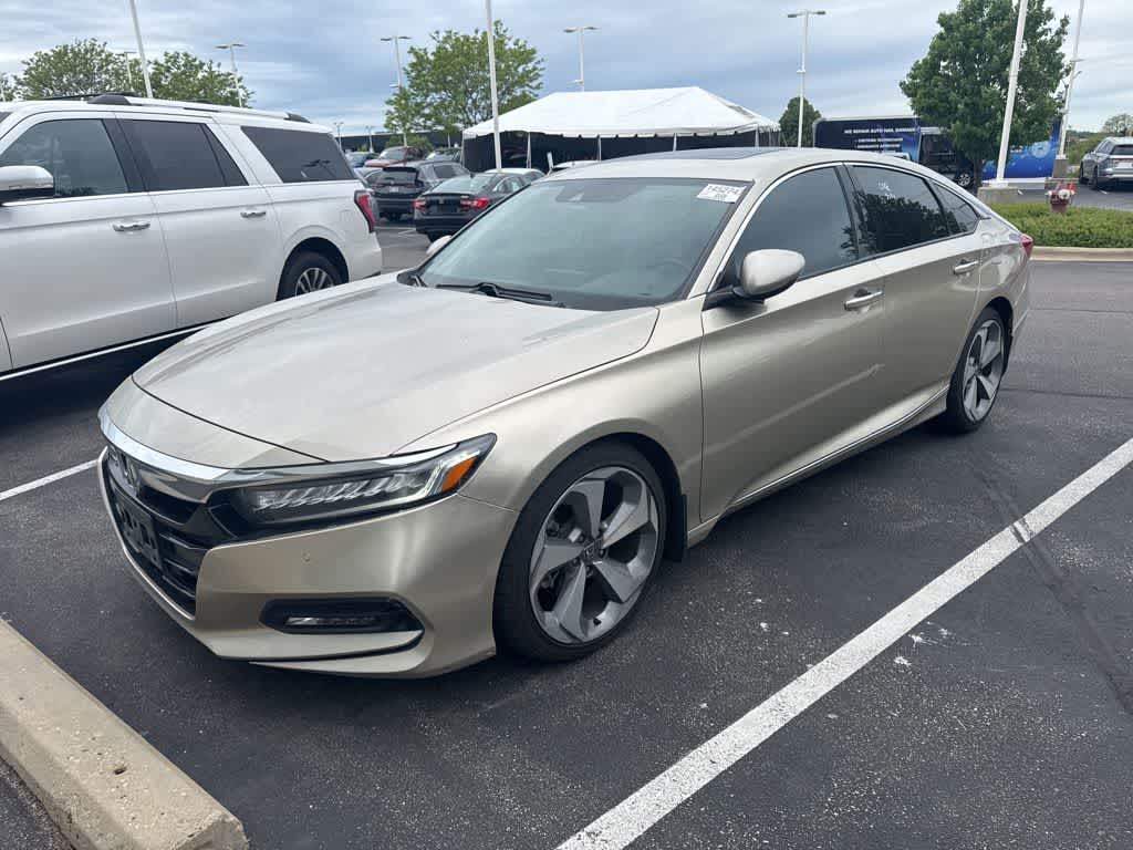 2018 Honda Accord 1.5T Touring Auto's photo