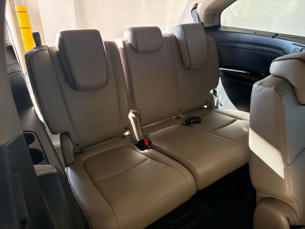 Thumbnail: 2023 Honda Odyssey - 25