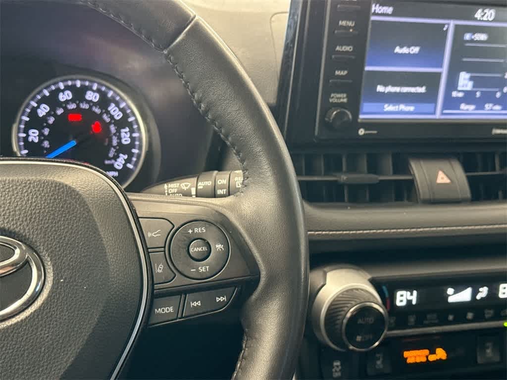 Thumbnail: 2021 Toyota RAV4 - 25