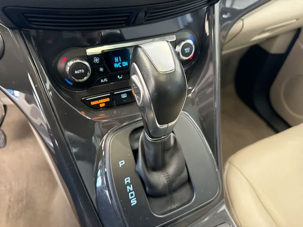 Thumbnail: 2015 Ford Escape - 35