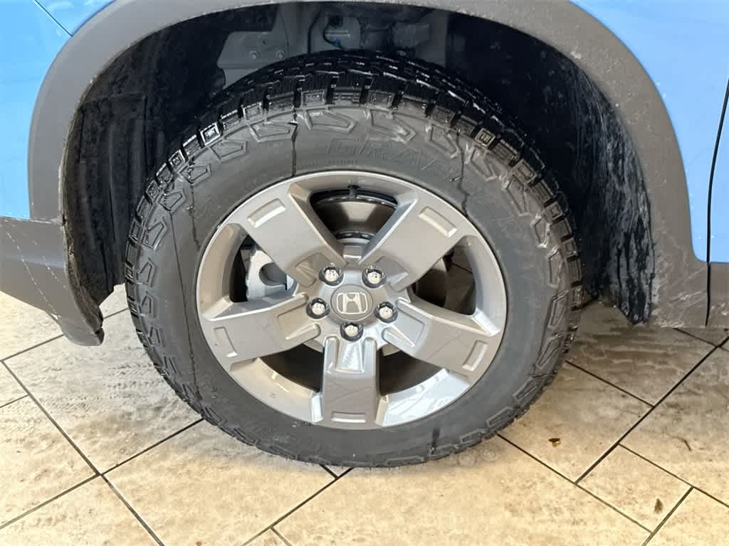 Thumbnail: 2025 Honda Ridgeline - 14