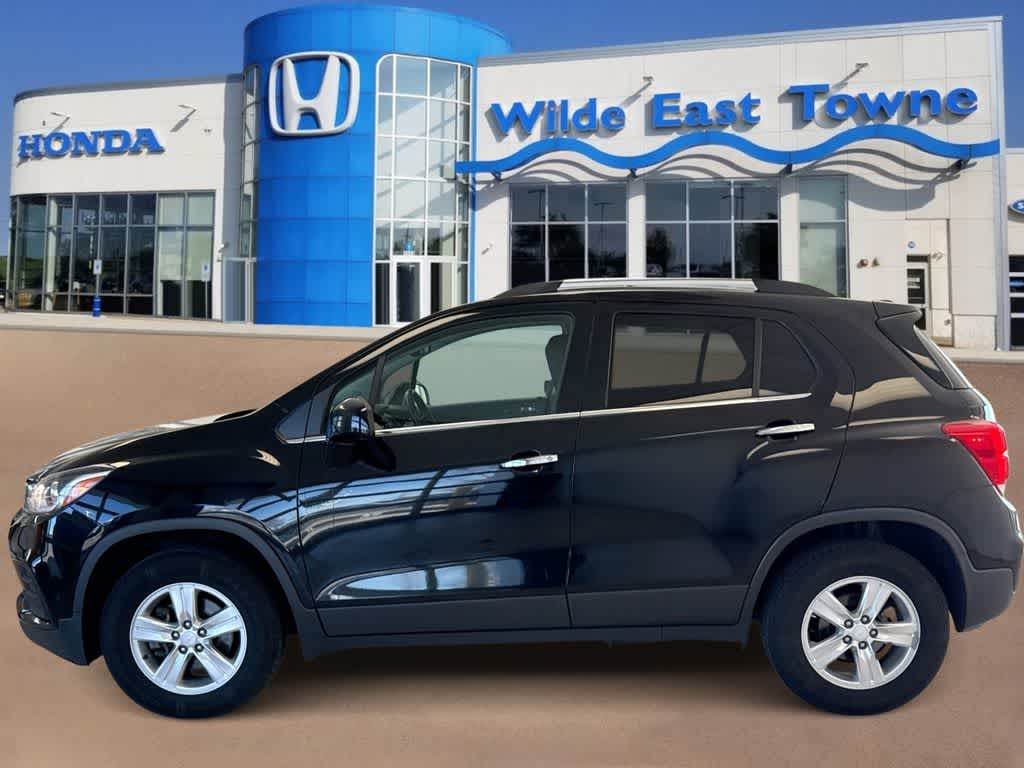 Thumbnail: 2018 Chevrolet Trax - 5