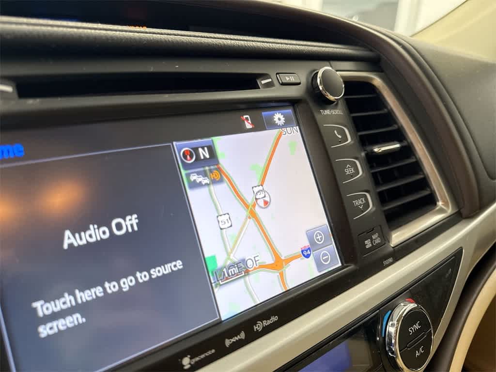 Thumbnail: 2019 Toyota Highlander - 31