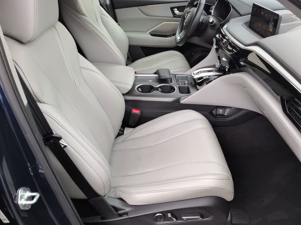 Thumbnail: 2023 Acura MDX - 26