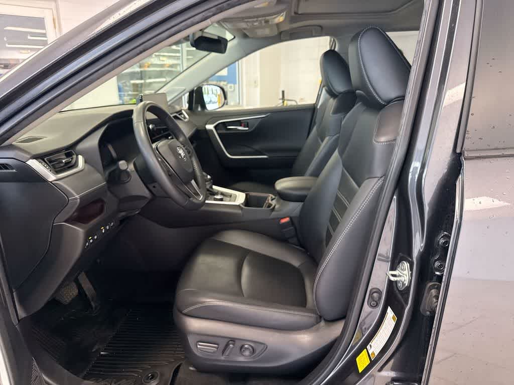 Thumbnail: 2023 Toyota RAV4 - 19