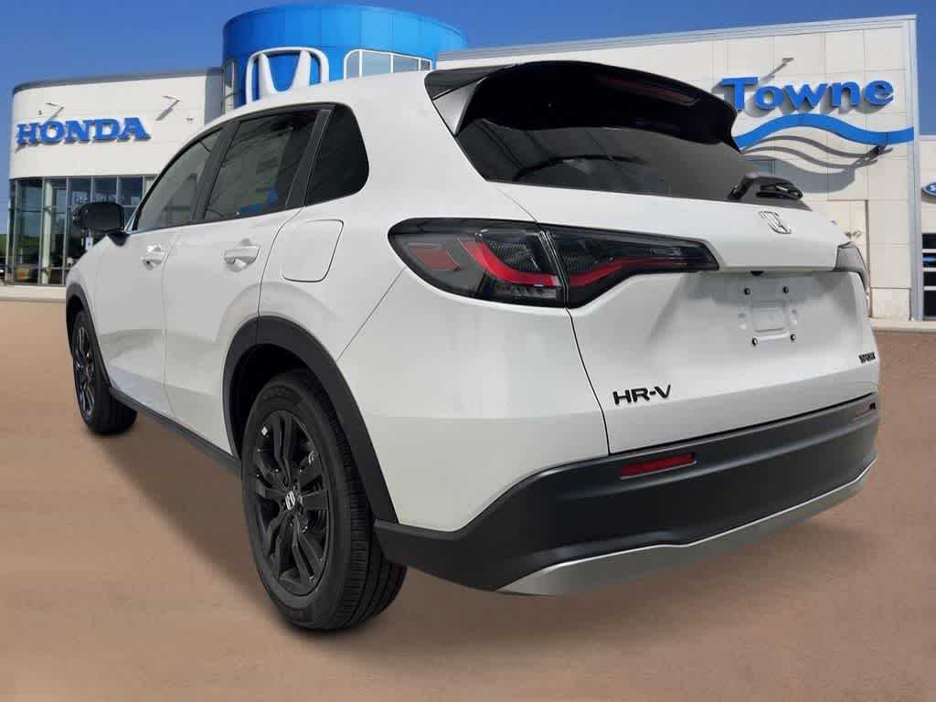 Thumbnail: 2027 Honda HR-V - 3
