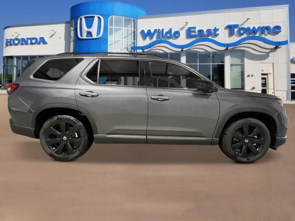 Thumbnail: 2025 Honda Pilot - 8