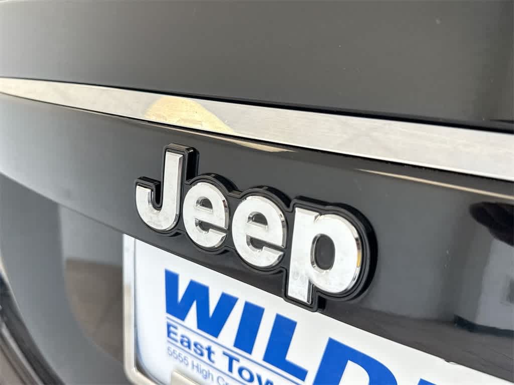 Thumbnail: 2017 Jeep Compass - 12