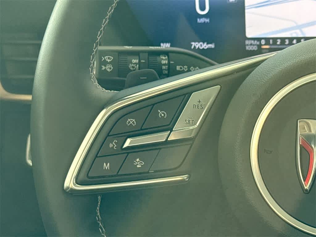 Thumbnail: 2025 Buick Envision - 25