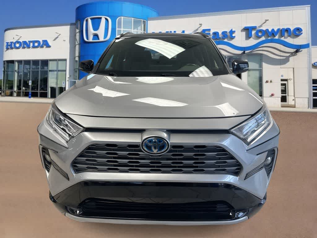Thumbnail: 2019 Toyota RAV4 - 3