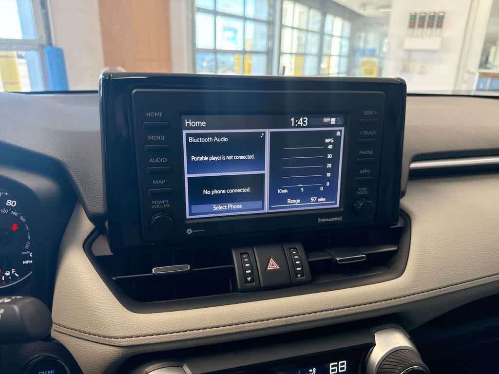 Thumbnail: 2021 Toyota RAV4 - 33