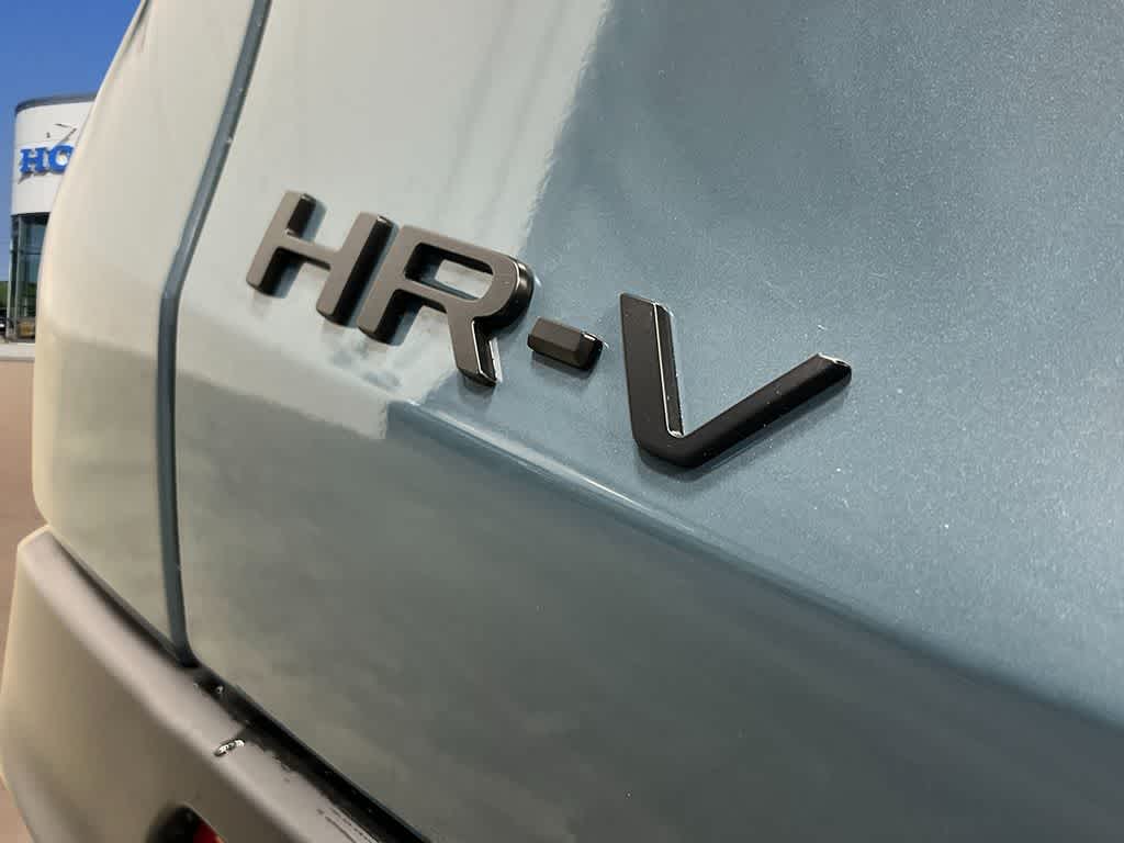 Thumbnail: 2027 Honda HR-V - 6
