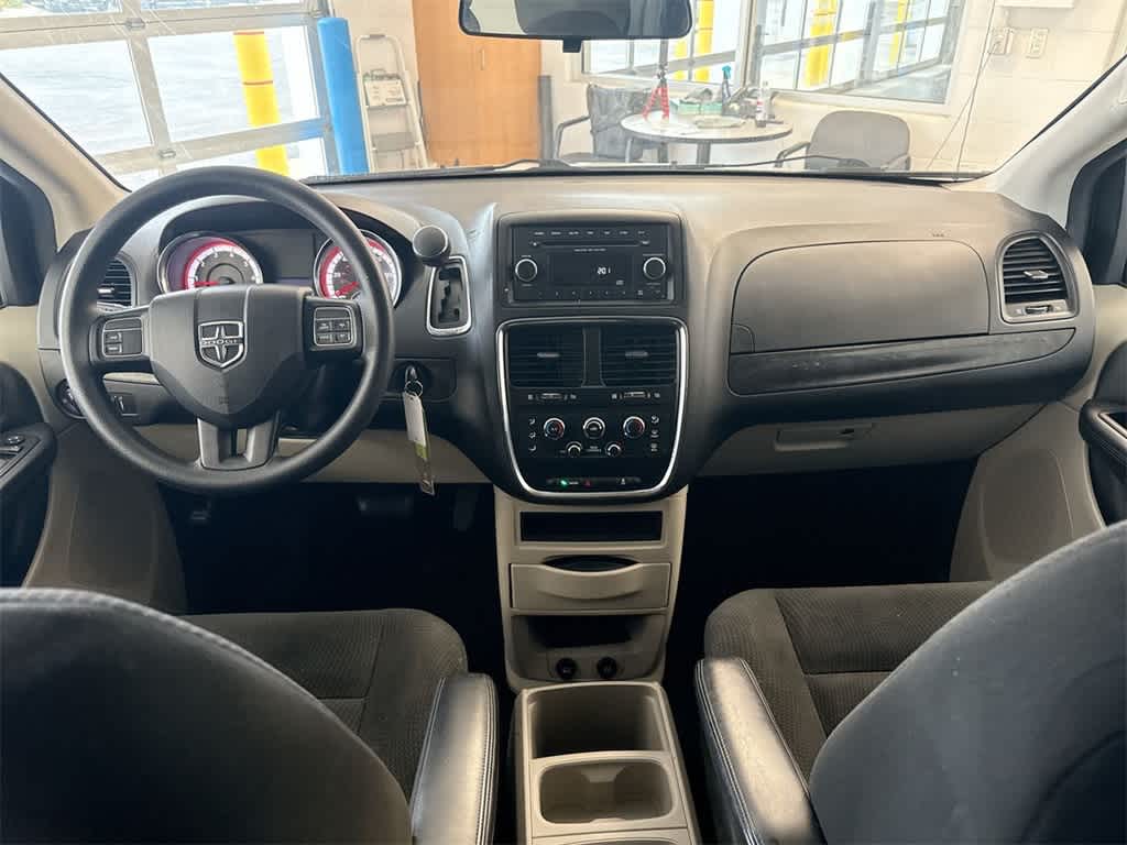 Thumbnail: 2015 Dodge Grand Caravan - 15