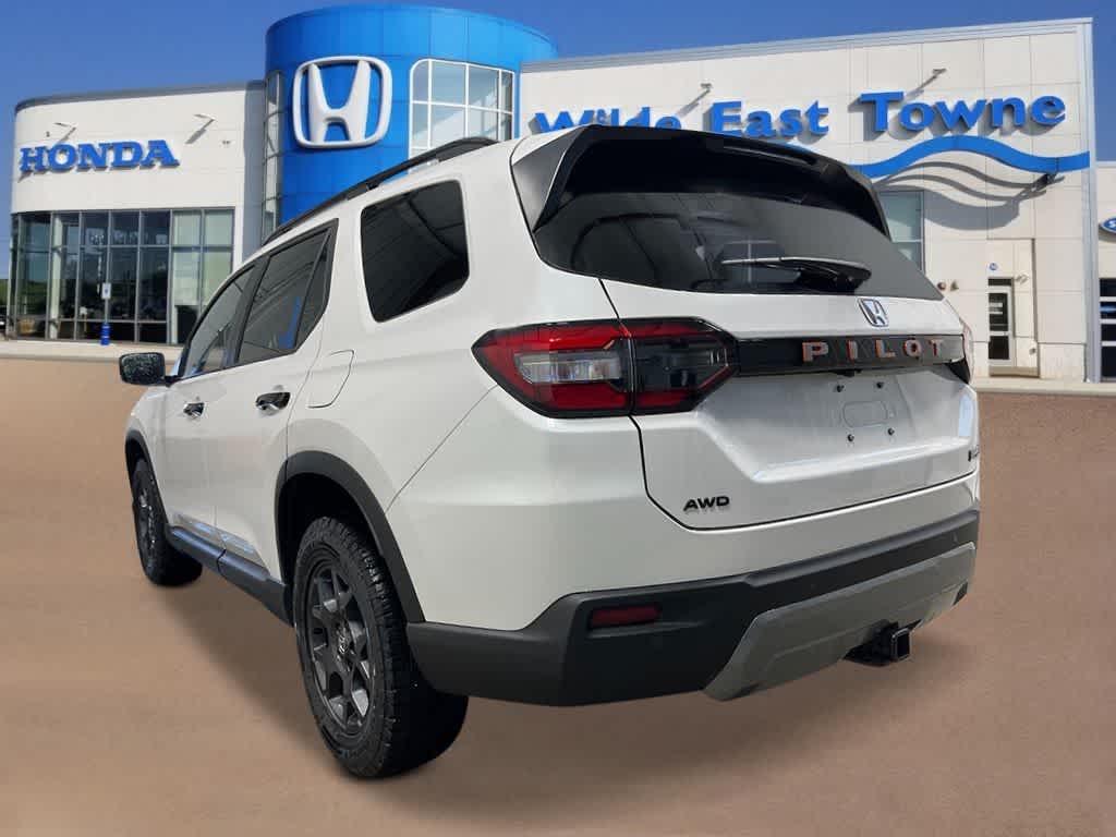 Thumbnail: 2026 Honda Pilot - 3