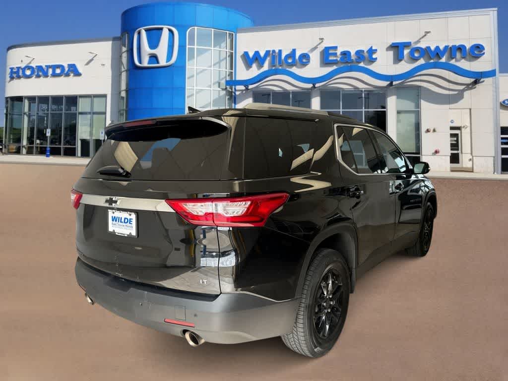 Thumbnail: 2018 Chevrolet Traverse - 8