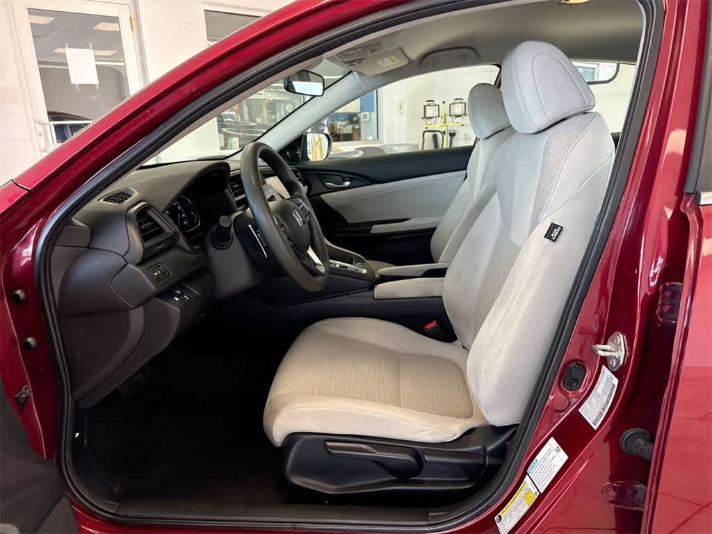 Thumbnail: 2022 Honda Insight - 17