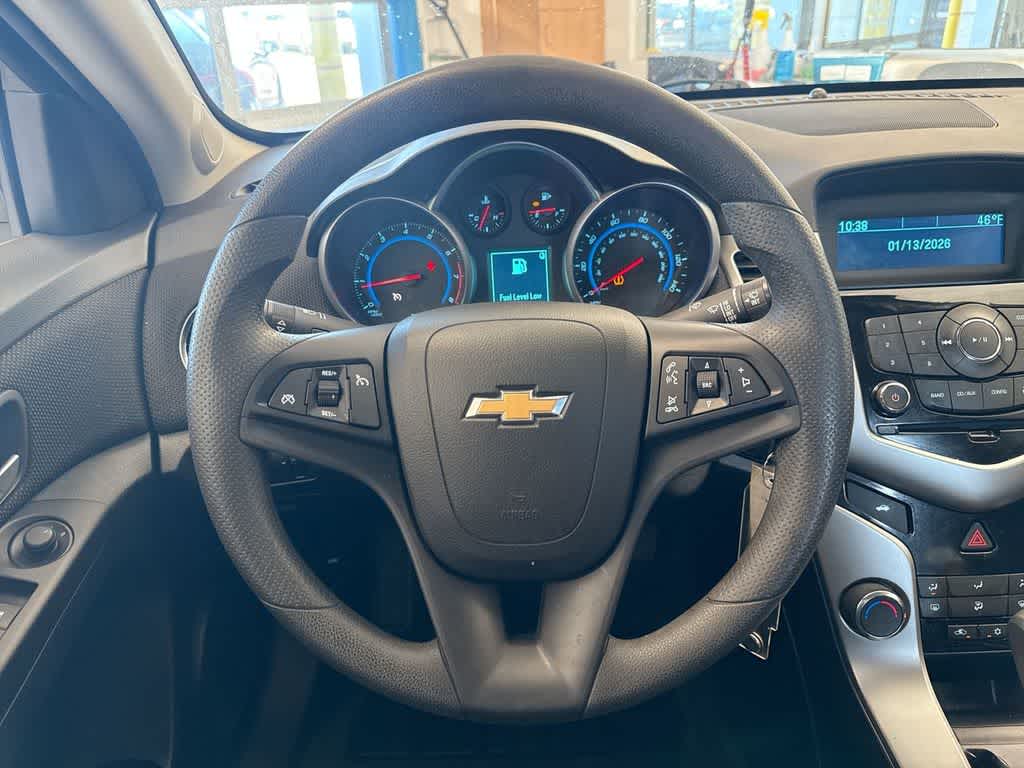 Thumbnail: 2015 Chevrolet Cruze - 23