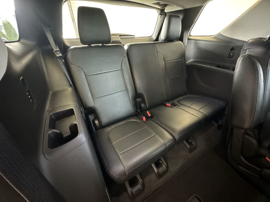 Thumbnail: 2018 Chevrolet Traverse - 21