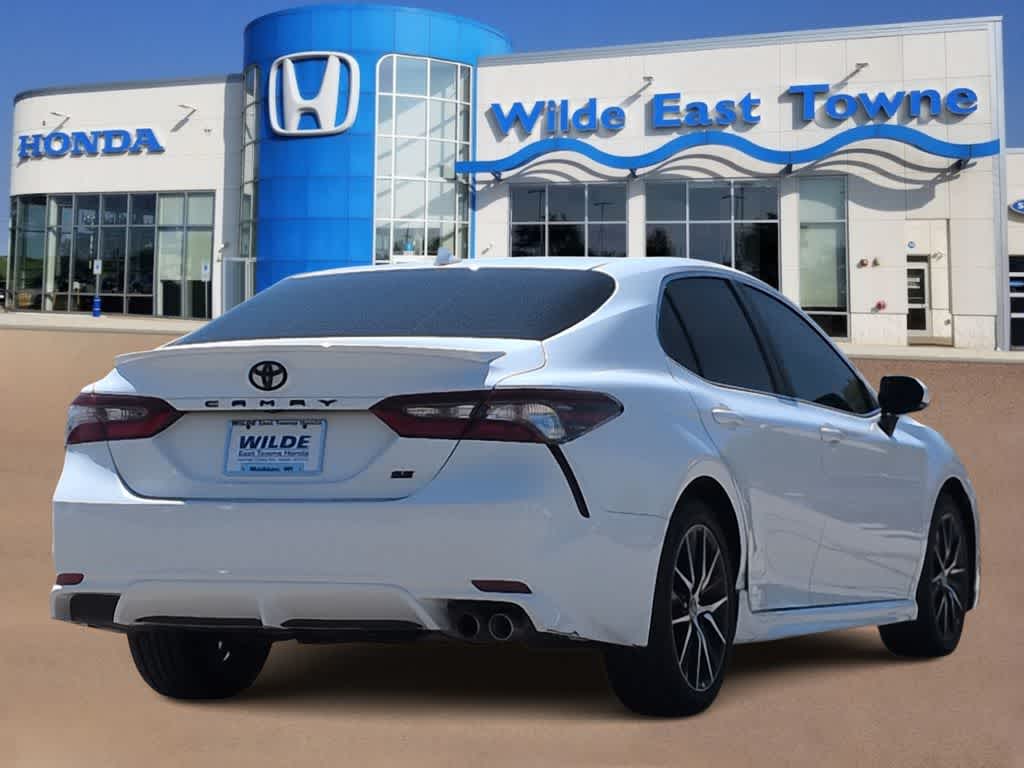 Thumbnail: 2023 Toyota Camry - 8