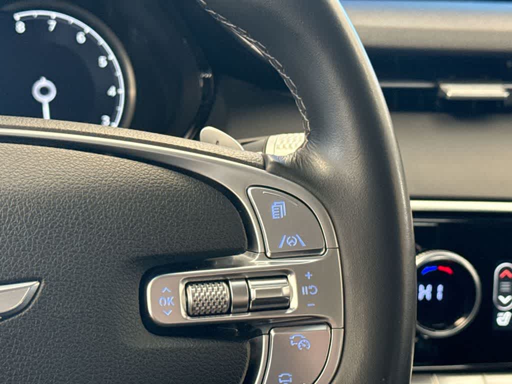 Thumbnail: 2023 Genesis GV70 - 27