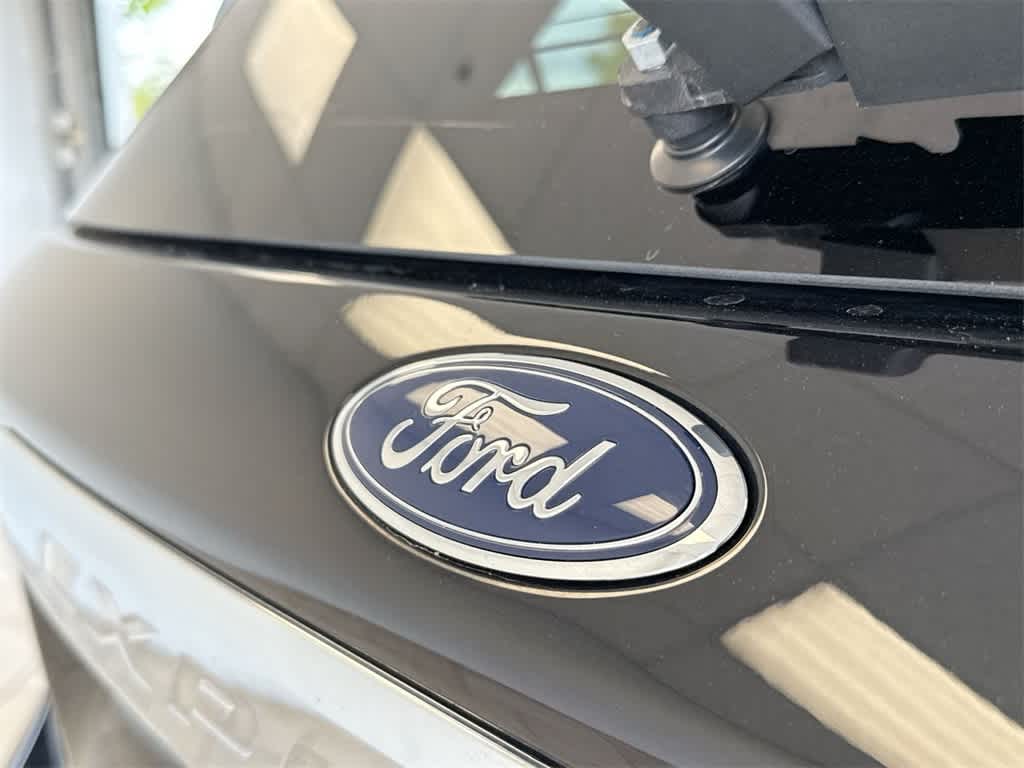 Thumbnail: 2022 Ford Explorer - 12