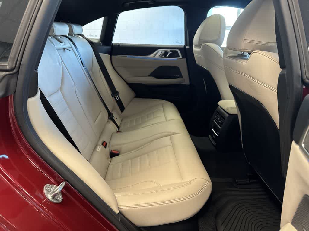 Thumbnail: 2025 BMW i4 - 23