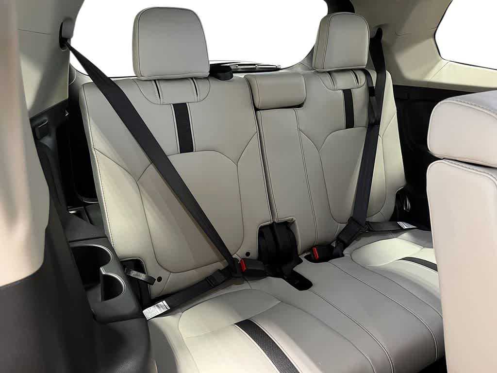 Thumbnail: 2026 Honda Pilot - 25