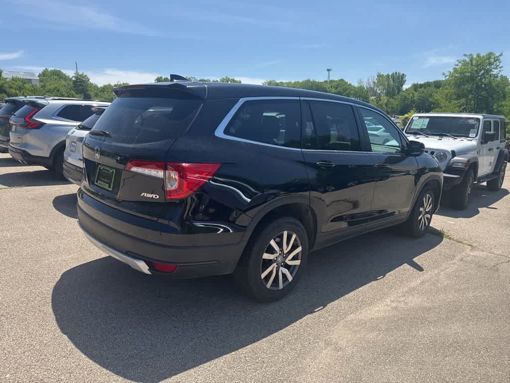 Thumbnail: 2019 Honda Pilot - 3