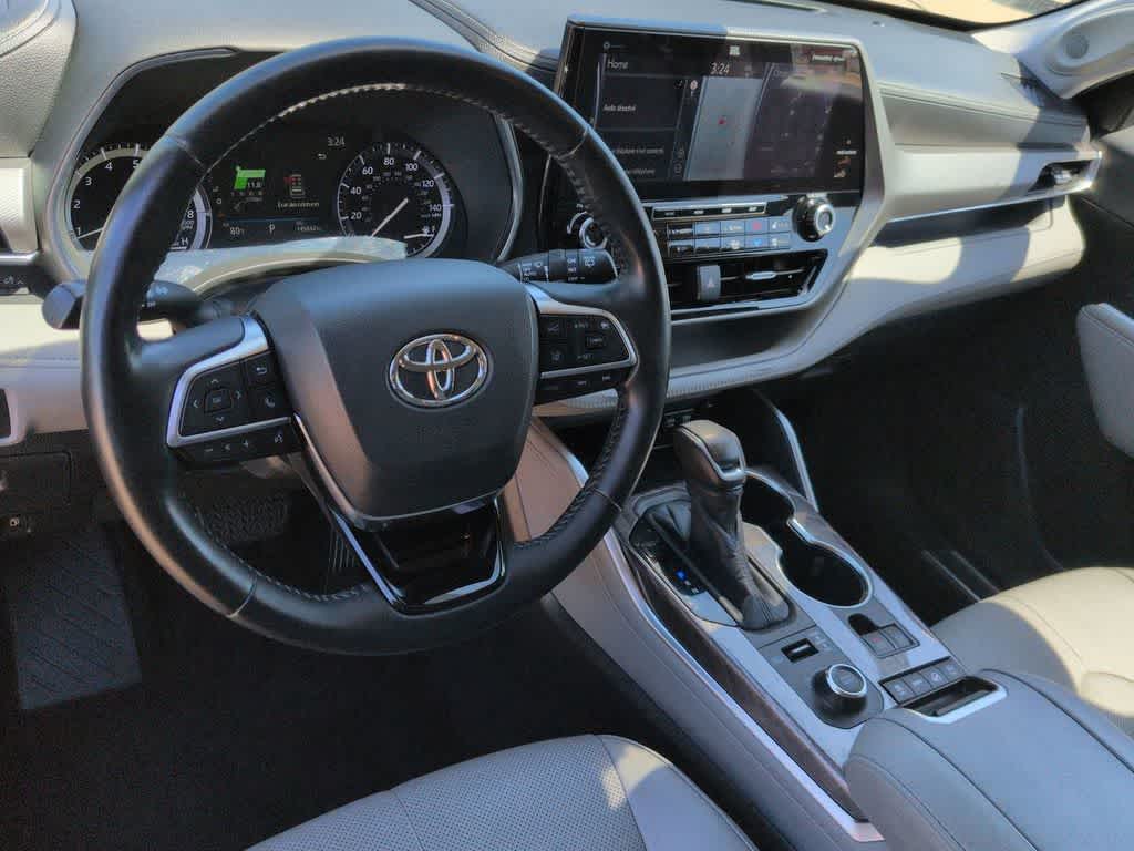 2020 Toyota Highlander Platinum - Photo 10