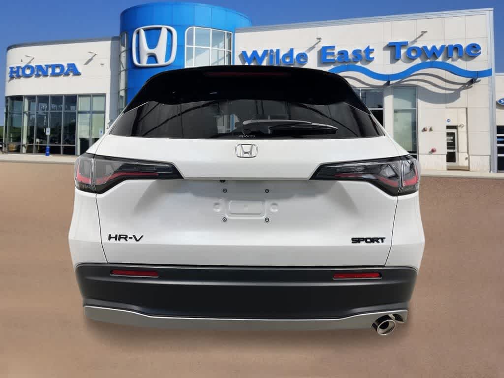 Thumbnail: 2027 Honda HR-V - 4