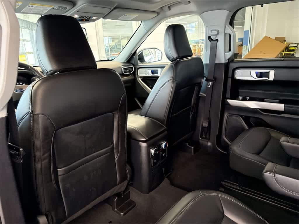 Thumbnail: 2022 Ford Explorer - 19