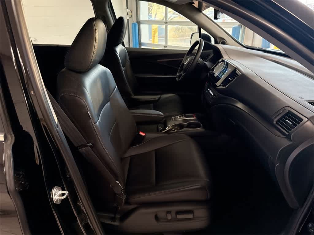 Thumbnail: 2022 Honda Pilot - 24