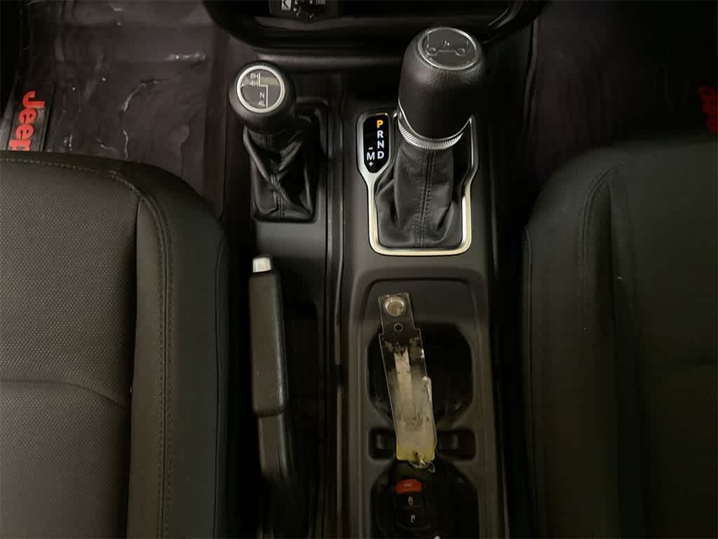 Thumbnail: 2020 Jeep Wrangler - 31