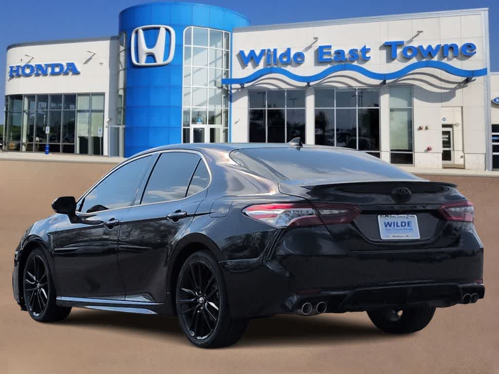 Thumbnail: 2021 Toyota Camry - 8