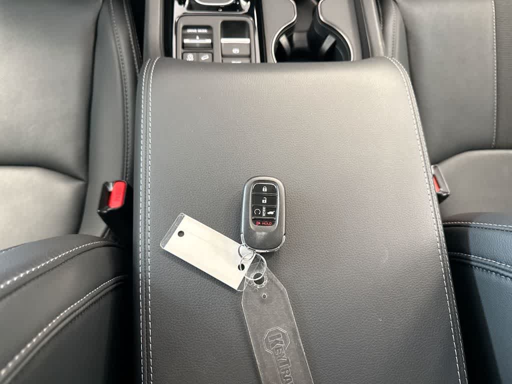 Thumbnail: 2023 Honda Pilot - 38