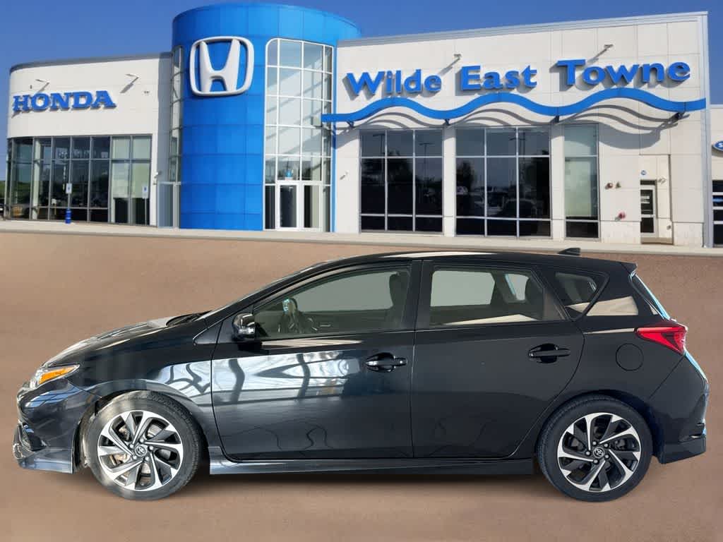 Thumbnail: 2017 Toyota Corolla iM - 5