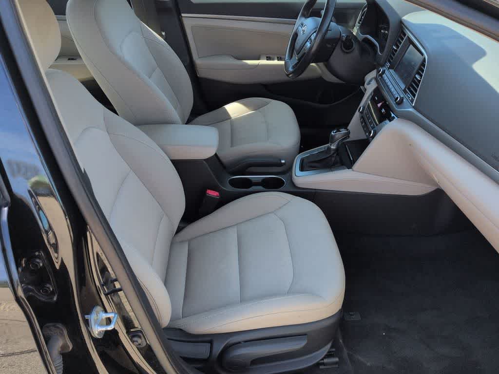 Thumbnail: 2018 Hyundai Elantra - 23