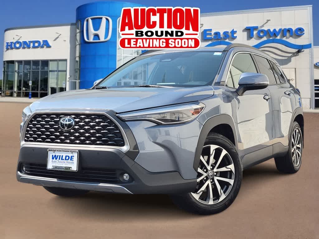 2023 Toyota Corolla Cross XLE