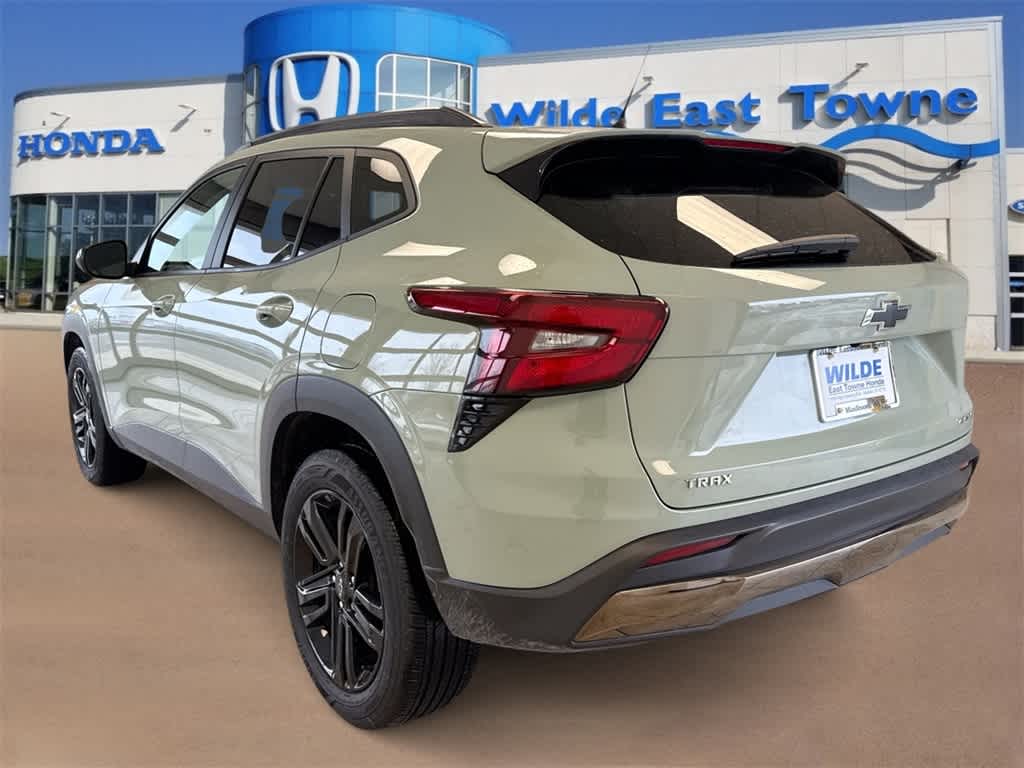 Thumbnail: 2024 Chevrolet Trax - 6