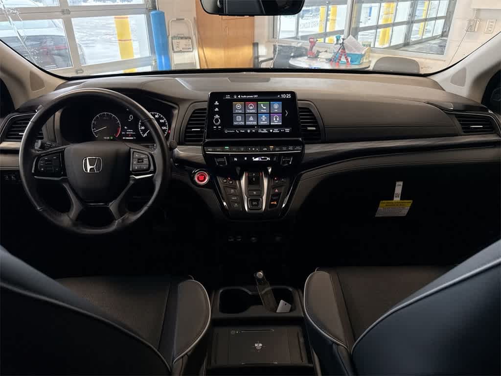 Thumbnail: 2025 Honda Odyssey - 16