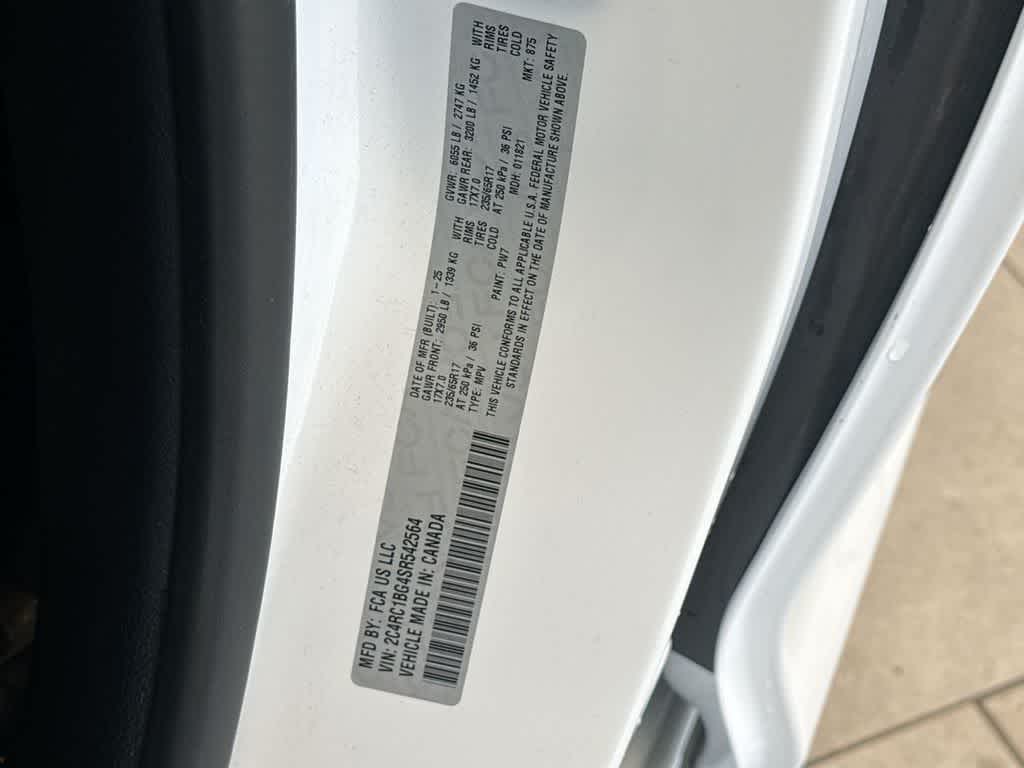 Thumbnail: 2025 Chrysler Pacifica - 38