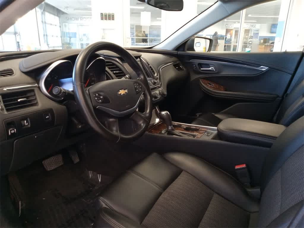 2014 Chevrolet Impala LT 10