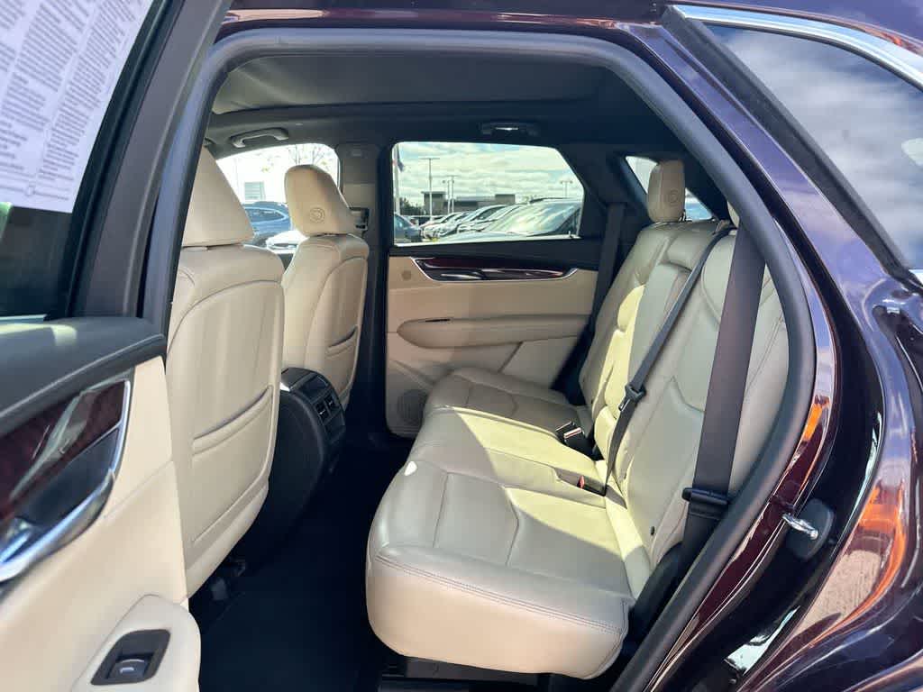 Thumbnail: 2017 Cadillac XT5 - 24