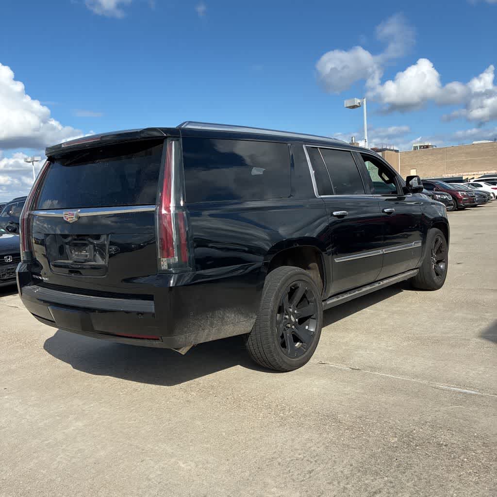 Thumbnail: 2020 Cadillac Escalade - 4