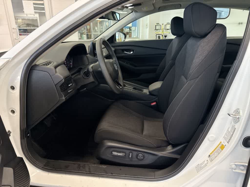 Thumbnail: 2025 Honda Accord - 18