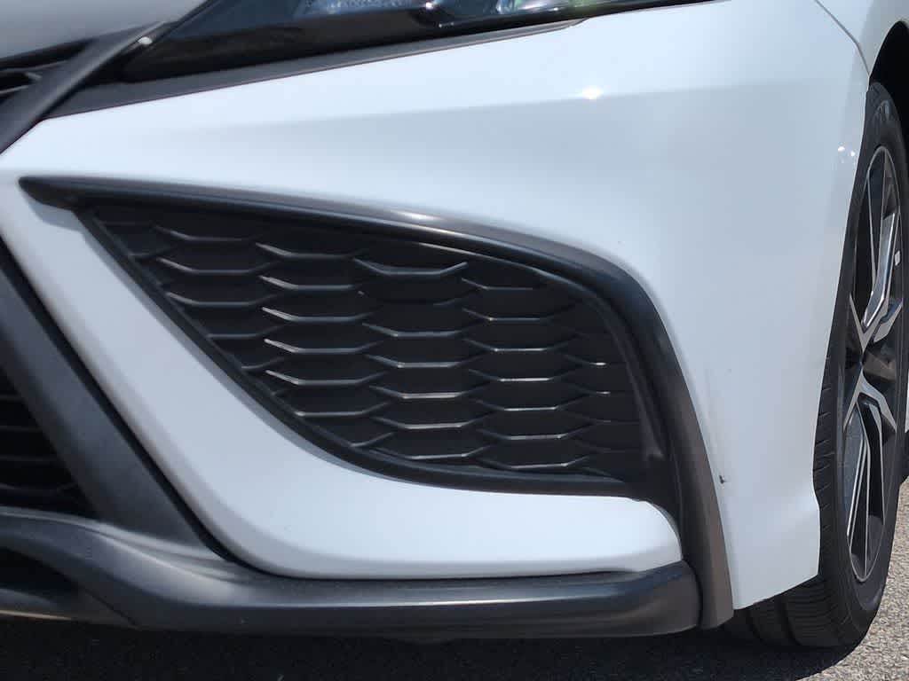 Thumbnail: 2023 Toyota Camry - 11